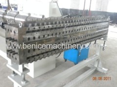PP hollow grid plate extrusion machine