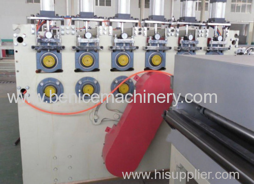 Plastic machinery for hollow grid plate