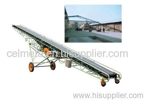 Adjustable Mobile Belt Conveyor On wheels For Conveying Grains Sand Wood chips
