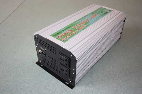 4000W Digital display DC12V power inverter