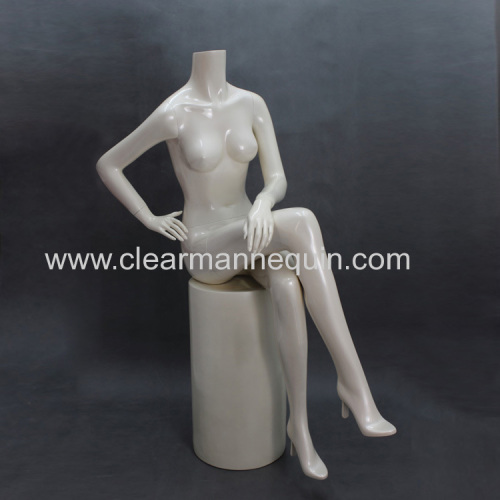 Female headless fashion manikin