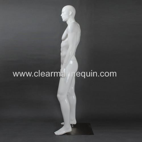 Smooth surface male manikins for fashion