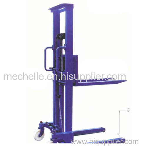 Hydraulic hand pallet stacker