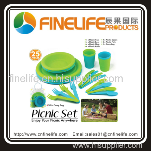 Trail worthy 25 Piece Picnic Set