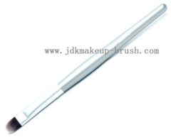 Tapered hair concealer brush