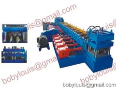 Highway guardrail roll forming machine