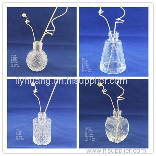 Reed Diffuse Glass Bottle with Ratten