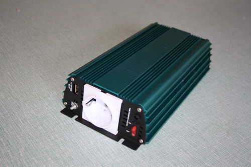 Pure sine wave power inverter 600W with USB