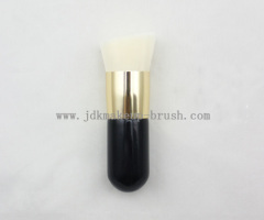 Short Handle Angled Foundation Brush