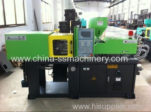 Small 32T plastic injection machine export to Turkey