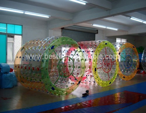 Giant roller inflatable water toys