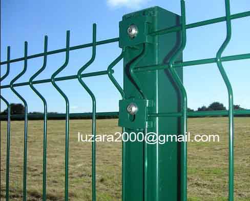 Plastic-coating Welded mesh bending fence