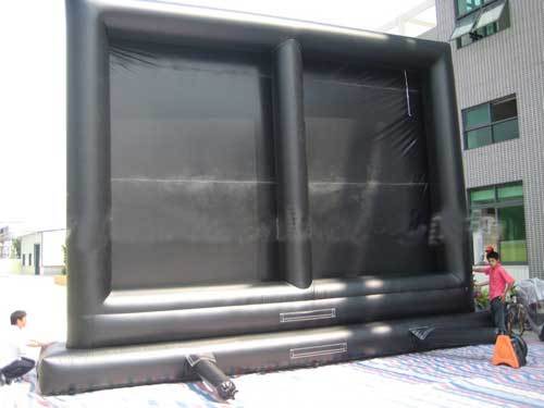Portable outdoor event inflatable movie screen
