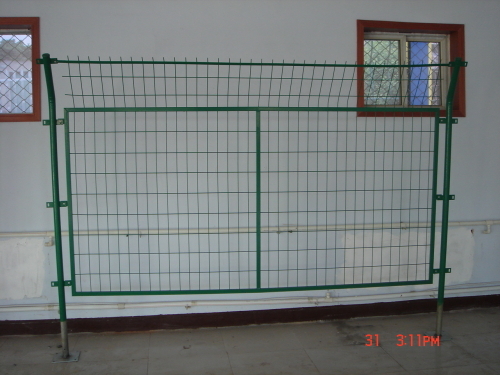 2014 hot sale best price and durable Railway safety steel fence