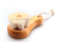 Flower Hair Shape Wood Handle Face Cleansing Brush