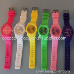 Quartz Analog Watch Eco-friendly Silicone Sample Available OEM/ODM Service