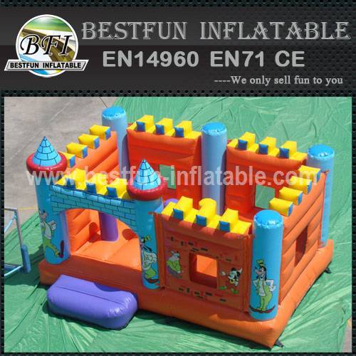 Inflatable bouncy castle inflatable fortress