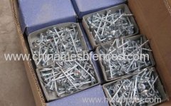 Standard galvanized steel concrete nails
