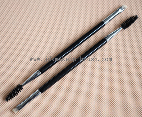 Double ended eye brush