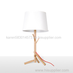 Lightingbird Hotel Desk Lighting Decorative Wood Table Lamp