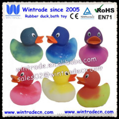 8CM color change duck on hot water