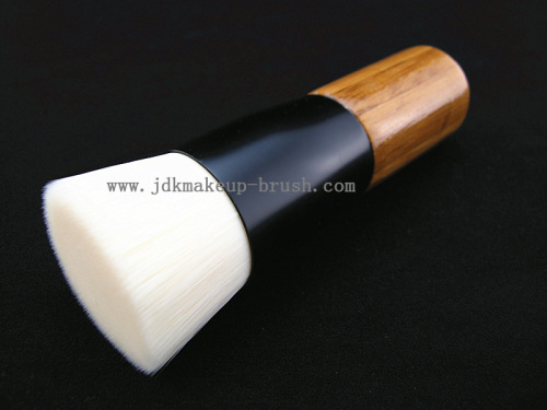 Short Wooden Handle Flat Top Foundation Brush Face Makeup Brushes