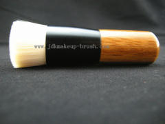 Short Wooden Handle Flat Top Foundation Brush Face Makeup Brushes