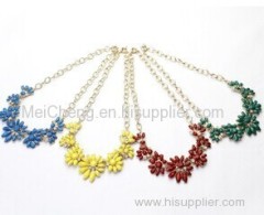 Fashion alloy floral necklace