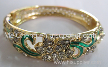 noble epoxy gem bracelet