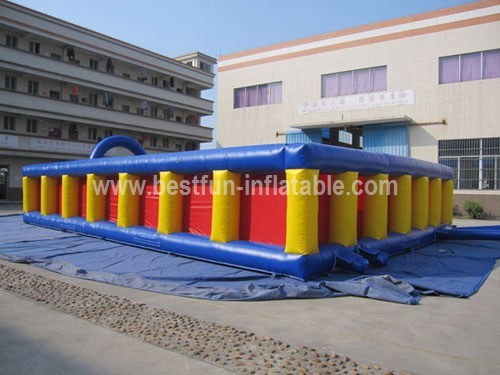 Inflatable maze for amusement park