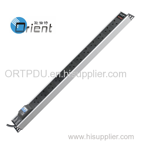 12 Outlet UK PDU With Circuit breaker
