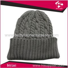 LADIES KNITTED JACQUARD BEANIE HAT