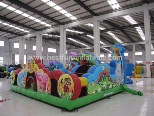 Animal kingdom playground inflatable amusement park