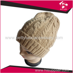 WINTER KNITTED CABLE BEANIE