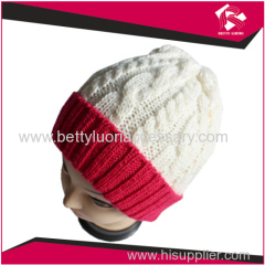LADIES KNITTED CABLE BEANIE