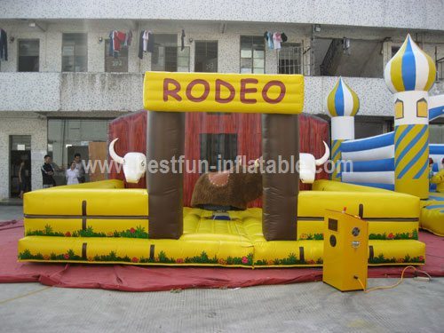 Mechanical bull with Inflatable square