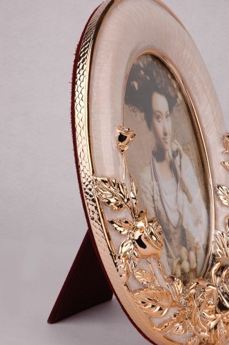rose / oval / resin / marriage photo frame
