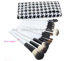 White handle and black ferrule makeup brush set