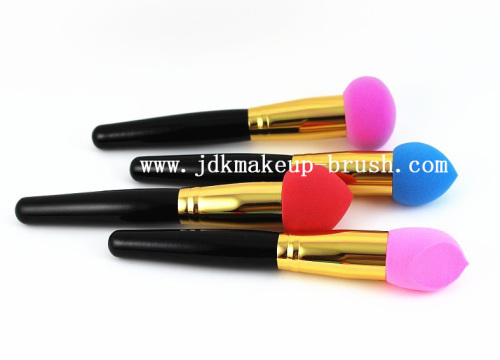 Cosmetic makeup sponge brush