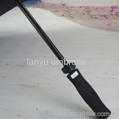 Straight Golf Umbrellas Customized Logos Aluminum Shaft Handle Windproof Fiber Frame Strong