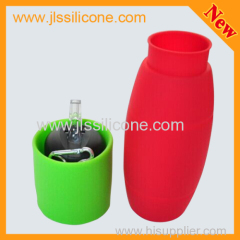 Collapsible Silicone Reusable Sports Bottles with carabineer