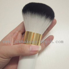 Duo fiber short make-up brush