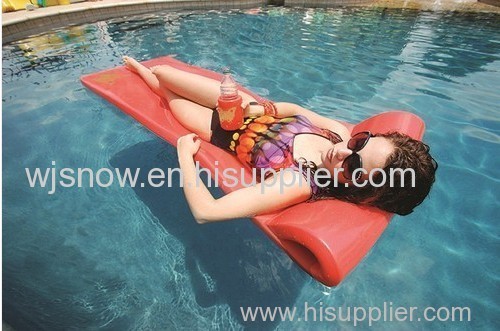 Custom swimming pool floats Recreaton Pool floats bed vinyl coated dipped Water floating mats