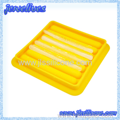 Interesting Silicone ice cube tray with many sticks