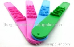 2014 new silicone slap bracelet rubber band promotional gift snap on hand