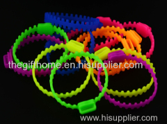 2014 new promotional gift wristband silicone bracelet