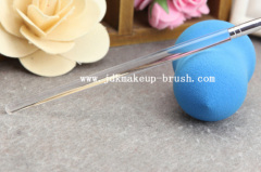 Clear acrylic handle lip brush