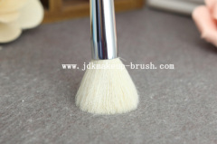 White goat hair blush brush