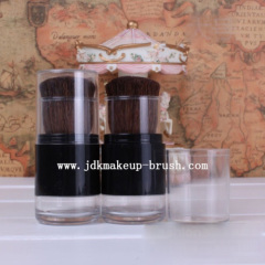 Mineral refillable powder brush