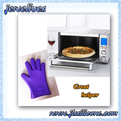 Silicone oven mitt with heart shapes cooking glove manufacturer